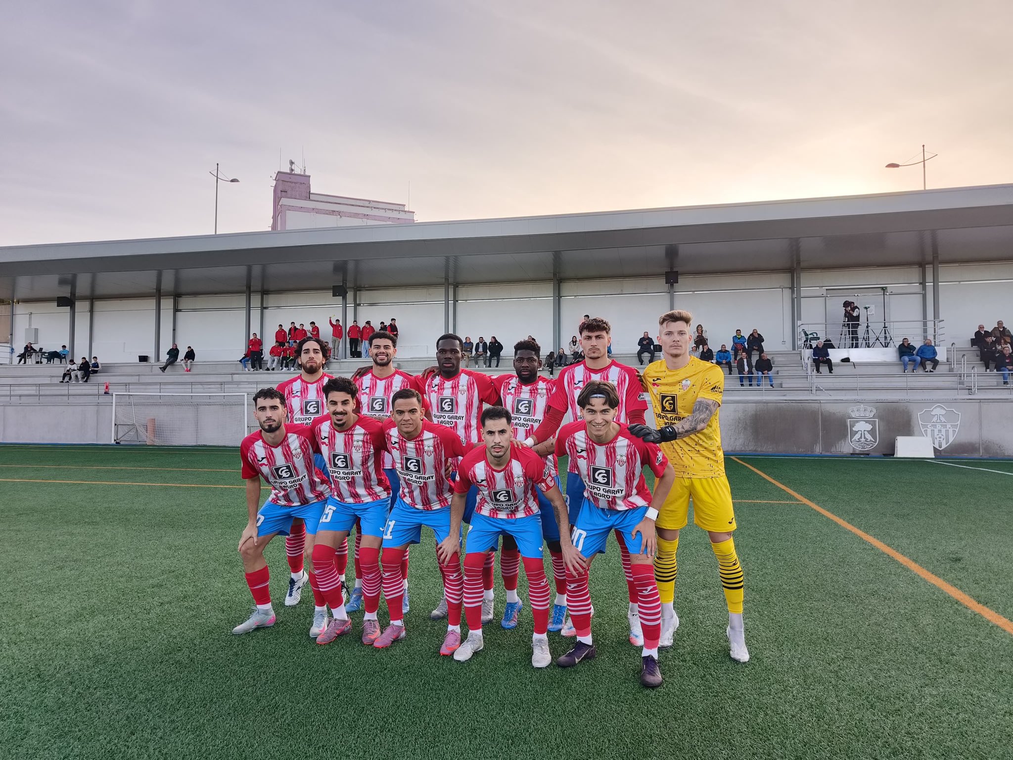 El CD Pedroñeras cae 1-3 ante el CD Tarancón en el derbi provincial - Todo el deporte de La Mancha