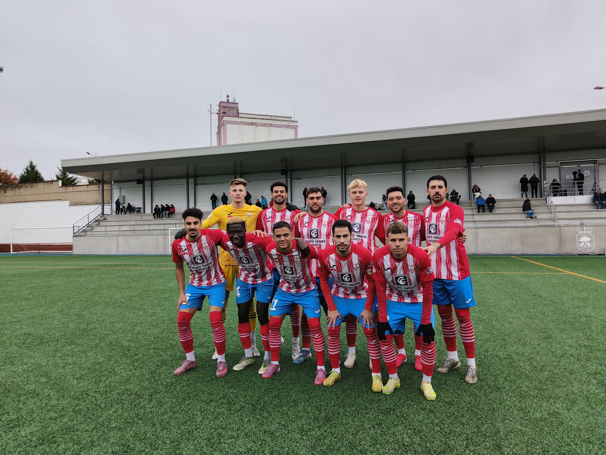Empate sin goles para cerrar el año entre el CD Pedroñeras y el CD Cazalegas - Todo el deporte de La Mancha