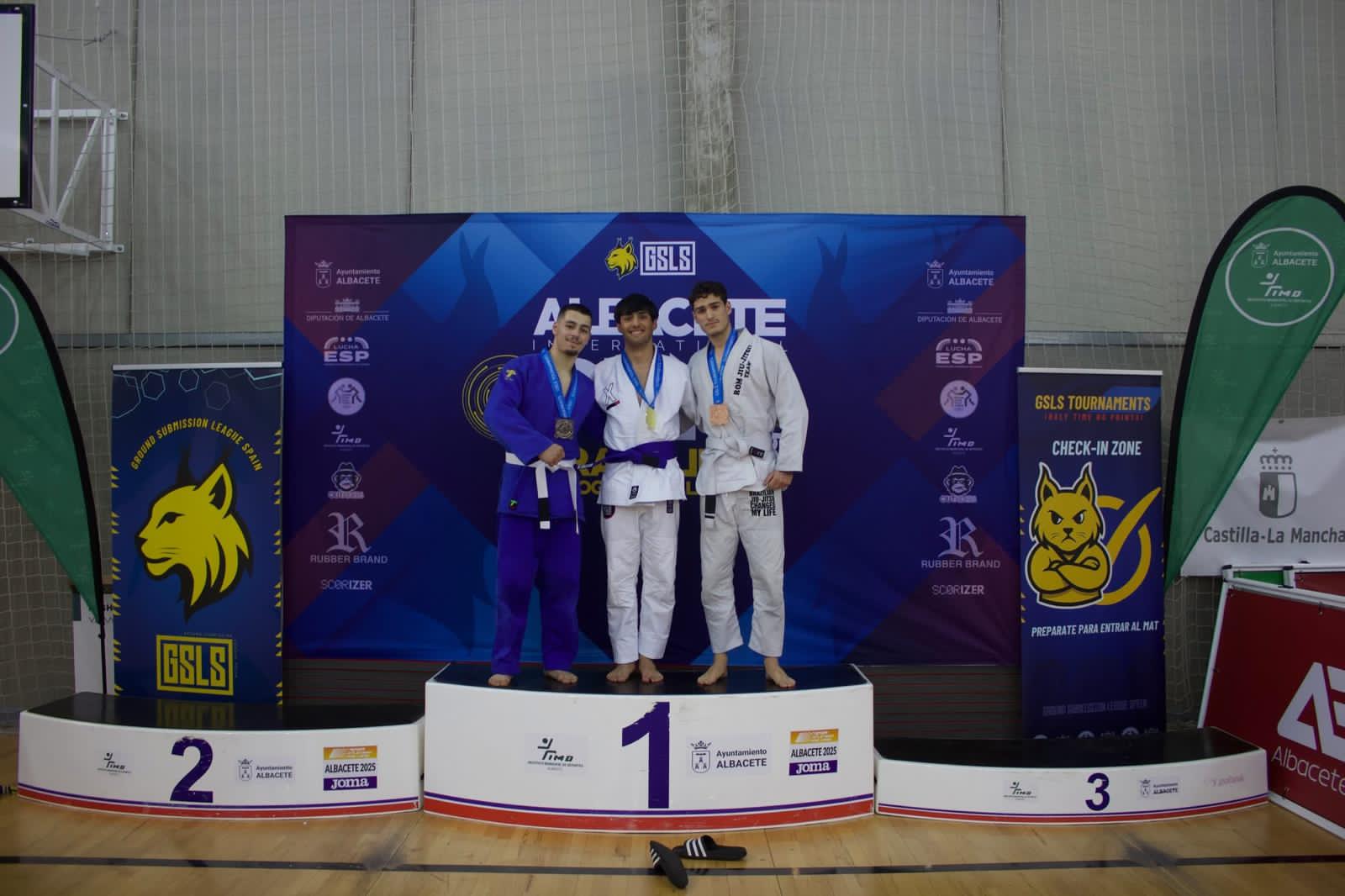 El socuellamino Ángel Alcolea brilla en su debut en el Open Internacional de Grappling - Todo el deporte de La Mancha