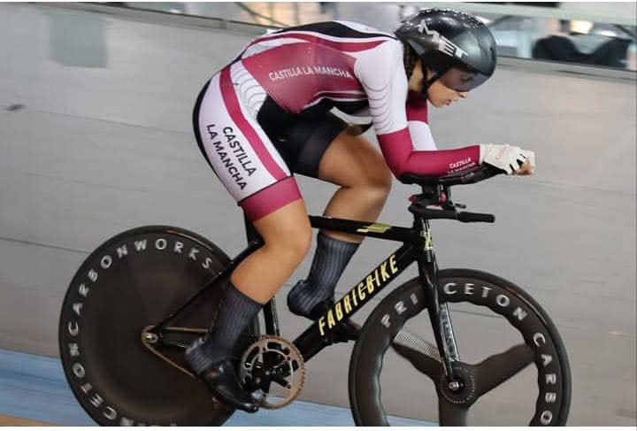La villarrobledense Gema Tornero y la socuellamina Lorena Vázquez, reconocidas con la Medalla de Bronce al mérito deportivo - Todo el deporte de La Mancha